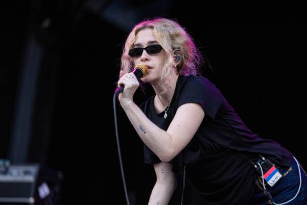 July 2, 2026, Milwaukee, Wisconsin, U.S: Musician BLONDSHELL (SABRINA MAE TEITELBAUM) during the Summerfest Music Festival in Milwaukee, Wisconsin Milwaukee U.S  - ZUMAs135 20260702_zap_s135_037 Copyright: xDanielxDeSloverx
