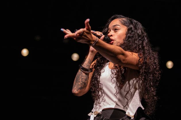 July 2, 2026, Milwaukee, Wisconsin, U.S: Singer ELLA MAI during the Summerfest Music Festival in Milwaukee, Wisconsin Milwaukee U.S  - ZUMAs135 20260702_zap_s135_072 Copyright: xDanielxDeSloverx