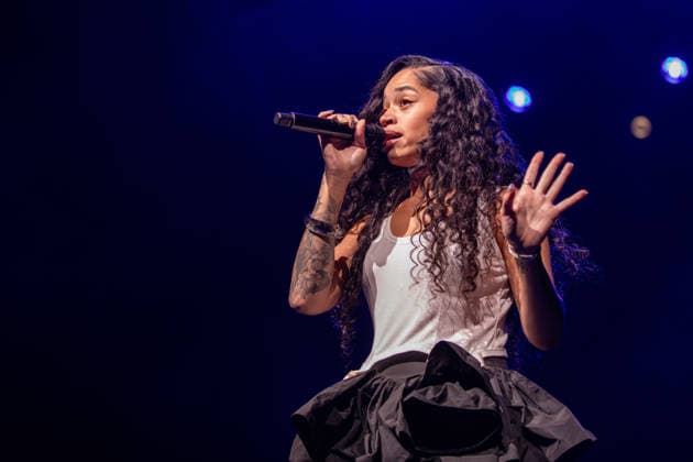 July 2, 2026, Milwaukee, Wisconsin, U.S: Singer ELLA MAI during the Summerfest Music Festival in Milwaukee, Wisconsin Milwaukee U.S  - ZUMAs135 20260702_zap_s135_073 Copyright: xDanielxDeSloverx