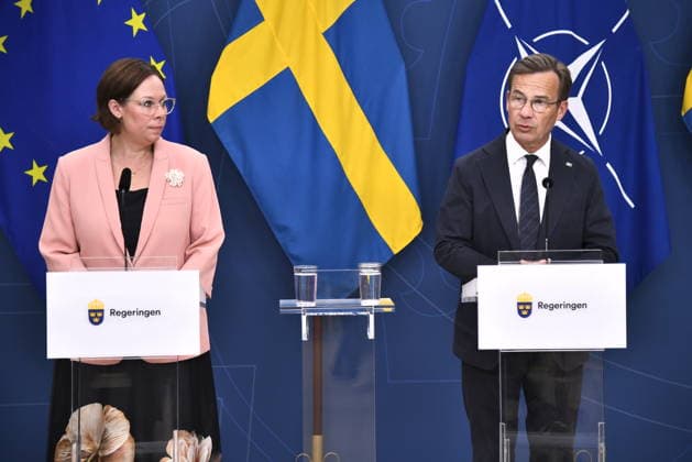 STOCKHOLM, SVERIGE 20260703 Statsminister Ulf Kristersson (M) och utrikesminister Maria Malmer Stenergard (M) under en pressbriefing inför Natos toppmöte i Ankara. STOCKHOLM SVERIGE x12060x *** STOCKHOLM, SWEDEN 20260703 Prime Minister Ulf Kristersson (M) and Foreign Minister Maria Malmer Stenergard (M) during a press briefing ahead of the NATO summit in Ankara STOCKHOLM, SWEDEN x12060x  Copyright: xLarsxSchröder TTx PRESSBRIEFING INFÖR NATO-MÖTET I ANKARA xzC1SRw9PaU