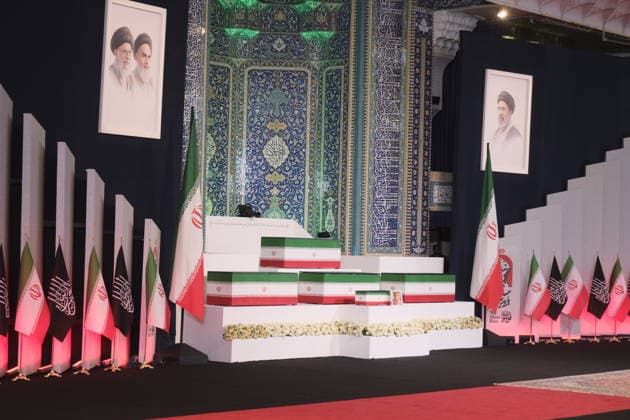 State Funeral For Iran s Late Supreme Leader Ayatollah Ali Khamenei A ceremony honors the remains of Iran s late Supreme Leader Ayatollah Ali Khamenei and his companions in Tehran, Iran, on the first day of a U.S.-Israeli military campaign. Tehran Iran  Copyright: xMortezaxNikoubazlx originalFilename: nikoubazl-notitle260703_npv0V.jpg