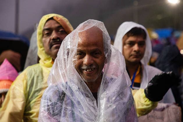 Annual Hindu Pilgrimage Amarnath Yatra begins in Baltal Sonamarg, India - 03 Jul 2026 Hindu devotees wait in a queue as they make their way along a mountain path during the annual Amarnath pilgrimage to the cave shrine in Baltal, some 100 km (62 miles) east of Srinagar. Thousands of Hindu pilgrims braving sub-zero temperatures begin the annual Amarnath Yatra trekking across glaciers, steep mountain trails and high altitude terrain to reach the sacred Amarnath cave shrine in the Himalayas of Indian-administered Kashmir. The cave houses a naturally formed ice stalagmite revered by devotees as a symbol of Lord Shiva, one of Hinduism s principal deities. The pilgrimage, which runs from July 3 to August 28 is expected to draw thousands of devote Copyright: xFaisalxBashirx xSOPAxImagesx 30AmarnathPilgrimage2026
