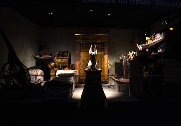 Toutankhamon Reconstruction Spectacular At Porte du Versailles - Paris Toutankhamon, Reconstition spectacular his tomb and his treasures of Pharaon at Porte du Versailles in Paris, France on July 2, 2026. Photo by Alain Apaydin ABACAPRESS.COM Paris Ile-de-France France  Copyright: xApaydinxAlain ABACAx