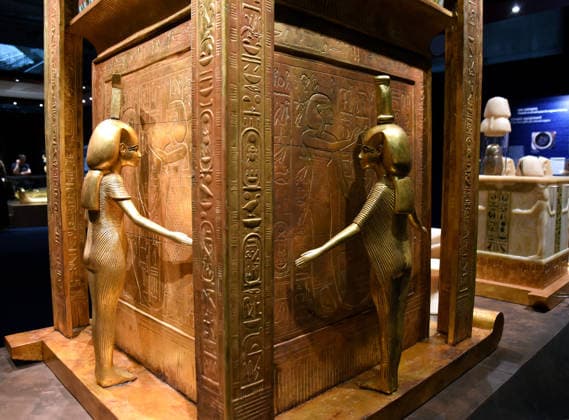 Toutankhamon Reconstruction Spectacular At Porte du Versailles - Paris Toutankhamon, Reconstition spectacular his tomb and his treasures of Pharaon at Porte du Versailles in Paris, France on July 2, 2026. Photo by Alain Apaydin ABACAPRESS.COM Paris Ile-de-France France  Copyright: xApaydinxAlain ABACAx