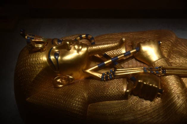 Toutankhamon Reconstruction Spectacular At Porte du Versailles - Paris Toutankhamon, Reconstition spectacular his tomb and his treasures of Pharaon at Porte du Versailles in Paris, France on July 2, 2026. Photo by Alain Apaydin ABACAPRESS.COM Paris Ile-de-France France  Copyright: xApaydinxAlain ABACAx