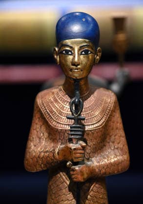 Toutankhamon Reconstruction Spectacular At Porte du Versailles - Paris Toutankhamon, Reconstition spectacular his tomb and his treasures of Pharaon at Porte du Versailles in Paris, France on July 2, 2026. Photo by Alain Apaydin ABACAPRESS.COM Paris Ile-de-France France  Copyright: xApaydinxAlain ABACAx