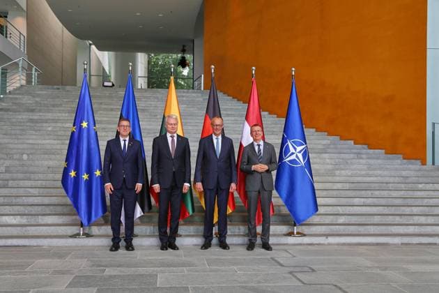 Berlin, Deutschland, 03.07.2026: Bundeskanzleramt: Empfang der Staats- und Regierungschefs der drei baltischen Länder Lettland, Estland und Litauen: Estlands Ministerpräsident Kristen Michal, Litauens Staatspräsident Gitanas Nauseda, Bundeskanzler Friedrich Merz (CDU), Lettlands Präsident Edgars Rinkevics *** Berlin, Germany, July 3, 2026, Federal Chancellery: Reception for the heads of state and government of the three Baltic countries—Latvia, Estonia, and Lithuania—Estonian Prime Minister Kristen Michal, Lithuanian President Gitanas Nauseda, Federal Chancellor Friedrich Merz (CDU), and Latvian President Edgars Rinkevics Copyright: xdtsxNachrichtenagenturx dts_126157