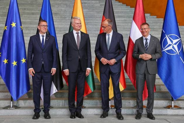Berlin, Deutschland, 03.07.2026: Bundeskanzleramt: Empfang der Staats- und Regierungschefs der drei baltischen Länder Lettland, Estland und Litauen: Estlands Ministerpräsident Kristen Michal, Litauens Staatspräsident Gitanas Nauseda, Bundeskanzler Friedrich Merz (CDU), Lettlands Präsident Edgars Rinkevics *** Berlin, Germany, July 3, 2026, Federal Chancellery: Reception for the heads of state and government of the three Baltic countries—Latvia, Estonia, and Lithuania—Estonian Prime Minister Kristen Michal, Lithuanian President Gitanas Nauseda, Federal Chancellor Friedrich Merz (CDU), and Latvian President Edgars Rinkevics Copyright: xdtsxNachrichtenagenturx dts_126163