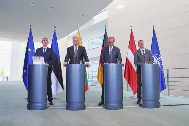 Berlin, Deutschland, 03.07.2026: Bundeskanzleramt: Empfang der Staats- und Regierungschefs der drei baltischen Länder Lettland, Estland und Litauen: Estlands Ministerpräsident Kristen Michal, Litauens Staatspräsident Gitanas Nauseda, Bundeskanzler Friedrich Merz (CDU), Lettlands Präsident Edgars Rinkevics *** Berlin, Germany, July 3, 2026, Federal Chancellery: Reception for the heads of state and government of the three Baltic countries—Latvia, Estonia, and Lithuania—Estonian Prime Minister Kristen Michal, Lithuanian President Gitanas Nauseda, Federal Chancellor Friedrich Merz (CDU), and Latvian President Edgars Rinkevics Copyright: xdtsxNachrichtenagenturx dts_126171
