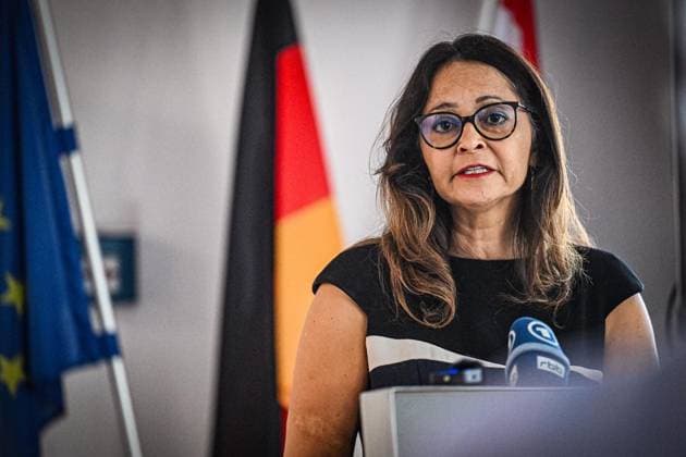 Einblicke in moderne Schutz- und Kontrollmaßnahmen in der Justizvollzugsanstalt Heidering ** NUR FÜR REDAKTIONELLE ZWECKE ** EDITORIAL USE ONLY **<p> Einblicke in moderne Schutz- und Kontrollmaßnahmen in der Justizvollzugsanstalt Heidering, Justizsenatorin Dr. Felor Badenberg und dem Anstaltsleiter Andreas Kratz erhalten Einblicke in die Arbeit des Berliner Justizvollzugs. Vorgestellt werden unter anderem Einsatztrainings, moderne Schutzausrüstung, der Einsatz von Spürhunden sowie technische Verfahren zur Drogendetektion. Die Demonstrationen zeigen praxisnah, wie Bedienstete auf kritische Situationen vorbereitet werden und wie Sicherheit und Ordnung in den Justizvollzugsanstalten gewährleistet werden. fotografiert am 03.07.2026 in Be Copyright: MaurizioxGambarini doc86k1e4jwrpe14lfh1vh2 ,EDITORIAL USE ONLY