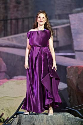 Bad Hersfelder Festspiele - Lysistrata . Schauspielerin Gioia Osthoff während der Fotoprobe zur Inszenierung Lysistrata im Rahmen der Bad Hersfelder Festspiele am 02.07.2026 in der Stiftsruine Bad Hersfeld. 20260702MWI132404 *** Bad Hersfeld Festival: Lysistrata—Actress Gioia Osthoff during the photo shoot for the production of Lysistrata as part of the Bad Hersfeld Festival on July 2, 2026, at the Stiftsruine in Bad Hersfeld 20260702MWI132404
