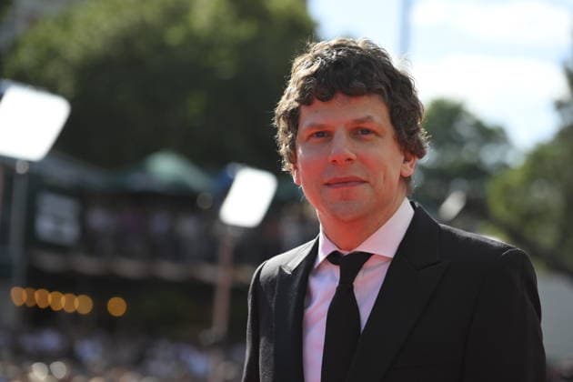 American actor Jesse Eisenberg arrives at the opening of the 60th Karlovy Vary International Film Festival, on June 3, 2026, in Karlovy Vary, Czech Republic. (CTKxPhoto KaterinaxSulova) CTKPhotoP2026070306790  CTKPhotoP2026070306790