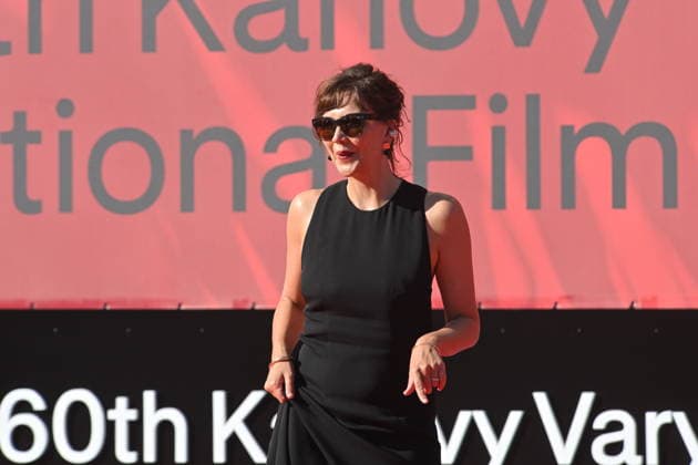 American actress Maggie Gyllenhaal arrives at the opening of the 60th Karlovy Vary International Film Festival, on June 3, 2026, in Karlovy Vary, Czech Republic. (CTKxPhoto SlavomirxKubes) CTKPhotoP2026070306827  CTKPhotoP2026070306827
