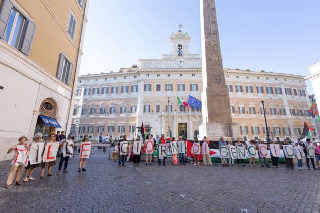 IPA86341152 - A rally was held in front of the Palazzo di Montecitorio in Rome to mark the 1,000 days since the start of the genocide in Gaza  Copyright: xMatteoxNardonex xx 86341152