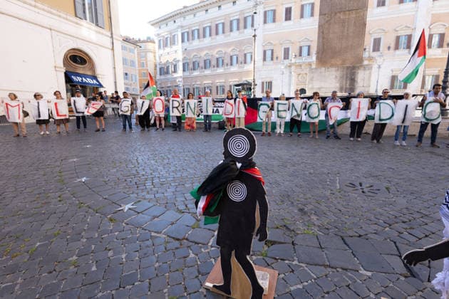 IPA86341160 - A rally was held in front of the Palazzo di Montecitorio in Rome to mark the 1,000 days since the start of the genocide in Gaza  Copyright: xMatteoxNardonex xx 86341160