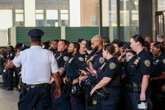 New York, NY- July 3: Construction and Multiple Street and Sidewalk Closures around Madison Square Garden Preparing for Taylor Swift-Travis Kelce Wedding. As wedding construction undergoes, a reported 700 police officers were deployed to the areas surrounding Madison Square Garden on July 3, 2026. Credit: Camara Porter USA - ZUMAa123 20260703_zaa_a123_019 Copyright: xAdMediax