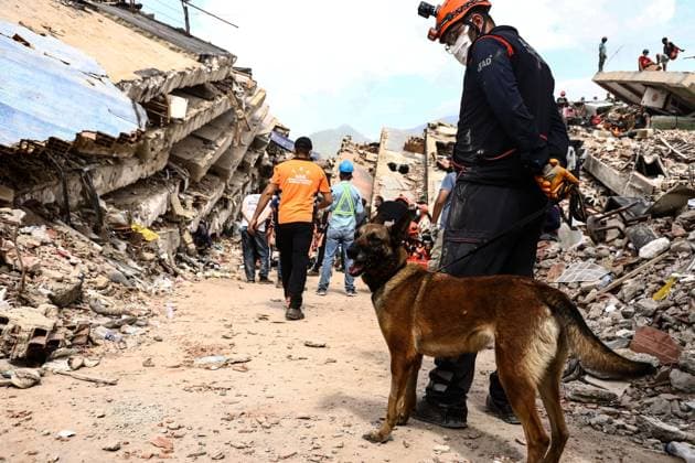 Relief and Rescue Operations Continue After Venezuela Earthquakes PLAYA GRANDE, CATIA LA MAR, LA GUAIRA, VENEZUELA JULY 3, 2026: Emergency responders, humanitarian organizations and volunteers continue relief, search and recovery operations in Playa Grande, Catia La Mar, La Guaira, Venezuela, following the devastating earthquakes that struck the country s northern Caribbean coast. Rescue teams remain deployed in affected neighborhoods while aid workers distribute emergency supplies and support displaced families as recovery efforts continue. According to the latest official figures, at least 2,295 people have been killed, more than 11,000 injured, and thousands displaced by the disaster. A GUAIRA Venezuela (Bolivarian Republic of) Copyright: x xLauraxdexChiclanax xJNAxPressx