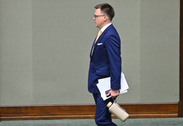 RECORD DATE NOT STATED 01.07.2026 WARSZAWA SEJM RP POSIEDZENIE SEJMU July 1, 2026 Warsaw – Sejm of the Republic of Poland – Sejm Session – Polish Parliament N Z SZYMON HOLOWNIA BUTELKA BIDON FOT DAMIAN BURZYKOWSKI NEWSPIX.PL NEWSPIX.PL --- newspix.pl 