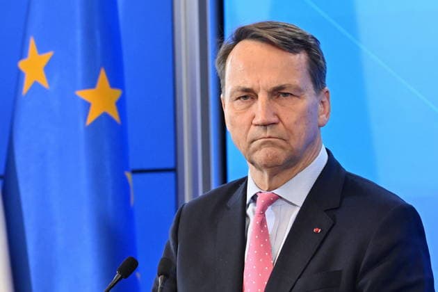 RECORD DATE NOT STATED 03.07.2026 WARSZAWA KONFERENCJA PRASOWA MINISTRA SPRAW ZAGRANICZNYCH I MINISTRA OBRONY NARODOWEJ July 3, 2026, Warsaw – Press conference by the Polish Minister of Foreign Affairs and the Polish Minister of National Defence N Z RADOSLAW SIKORSKI FOT DAMIAN BURZYKOWSKI NEWSPIX.PL NEWSPIX.PL --- newspix.pl 