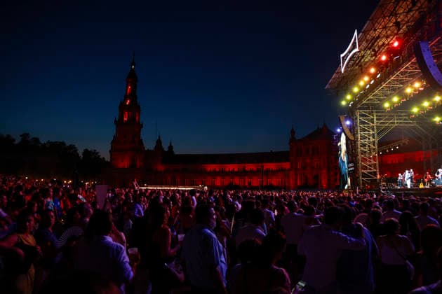 Hombres G at the Icónica Santalucía Sevilla Fest Photos from Hombres G’s concert at the Icónica Santalucía Sevilla Fest in Plaza de Espana on June 3, 2026, in Seville, Andalusia, Spain The band Hombres G at the Icónica Santalucía Sevilla Fest as part of their ‘Los Mejores Anos de Nuestra Vida 2026’ tour July 3, 2026 Rocí, Seville, Andalusia, Seville, Andalusia, Spain  Copyright: xRocioxRuzx 7641338