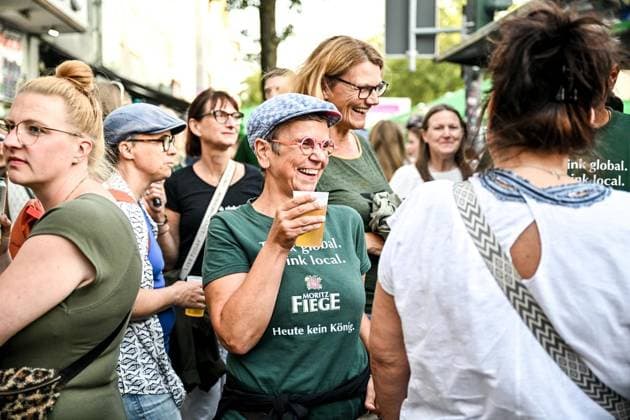 Bochum Total 2026 Tag 2 Freitag ** NUR FÜR REDAKTIONELLE ZWECKE ** EDITORIAL USE ONLY **<p>Bochum Total 2026 am zweiten Veranstaltungstag am Freitag, 3. Juli 2026 in der Bochumer Innenstadt. Deutschland NRW Bochum Copyright: VladimirxWegener *** Bochum Total 2026 Day 2 Friday ** FOR EDITORIAL USE ONLY ** EDITORIAL USE ONLY ** p Bochum Total 2026 on the second day of the event, Friday, July 3, 2026, in downtown Bochum, Germany, North Rhine-Westphalia, Bochum. Copyright VladimirxWegener Copyright: VladimirxWegener doc86k7fo42kjobyv0vvfc ,EDITORIAL USE ONLY