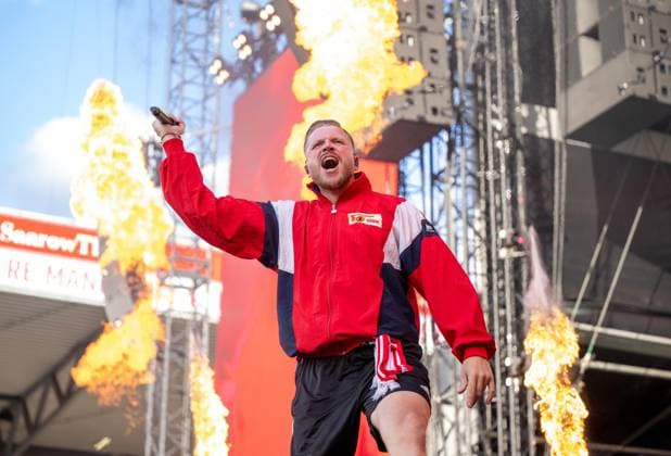 Fußballkultur, Saison 2026 2027, Das Konzert, Rapper Finch im Stadion An der Alten Försterei, Finchis Heimspiel, im Bild: Finch, 03.07. 2026, *** Soccer Culture, 2026–2027 Season, The Concert, Rapper Finch at the An der Alten Försterei Stadium, Finch s Home Game, Pictured: Finch, July 3, 2026, Copyright: xMatthiasxKochx