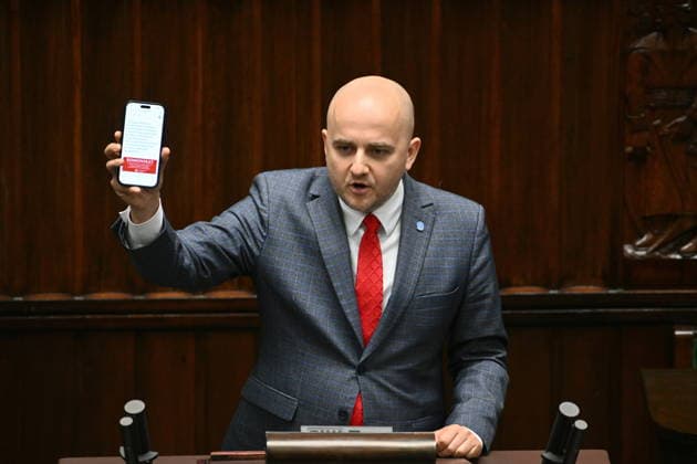 RECORD DATE NOT STATED 03.07.2026 WARSZAWA SEJM RP POSIEDZENIE SEJMU July 3, 2026 Warsaw – Sejm of the Republic of Poland – Sejm Session – Polish Parliament GLOSOWANIA N Z DARIUSZ MATECKI FOT DAMIAN BURZYKOWSKI NEWSPIXPL NEWSPIX.PL --- newspix.pl 