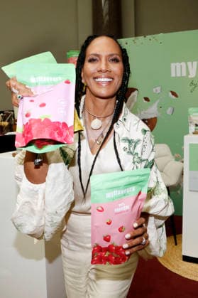 Barbara Becker beim Photocall zur Vorstellung ihrer neuen nachhaltigen Food-Marke MYFLAVOURS im Rahmen der VIP Beauty & Fashion Lounge im Hotel de Rome. Berlin, 03.07.2026 *** Barbara Becker at the photo call to launch her new sustainable food brand, MYFLAVOURS, as part of the VIP Beauty Fashion Lounge at the Hotel de Rome in Berlin, July 3, 2026 Foto:xA.xBuggex xFuturexImagex becker_6722