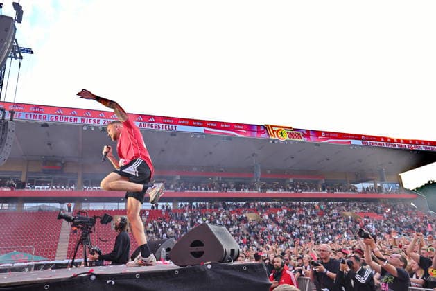 03.07.2026, Finch, Rapper, im Konzert live im Stadion Alte Försterei, Berlin, Musik, bürgerlich Nils Wehowsky, Berlin *** July 3, 2026, Finch, rapper, live concert at the Alte Försterei Stadium, Berlin, music, real name Nils Wehowsky, Berlin