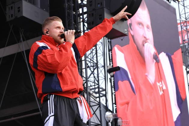 03.07.2026, Finch, Rapper, im Konzert live im Stadion Alte Försterei, Berlin, Musik, bürgerlich Nils Wehowsky, Berlin *** July 3, 2026, Finch, rapper, live concert at the Alte Försterei Stadium, Berlin, music, real name Nils Wehowsky, Berlin