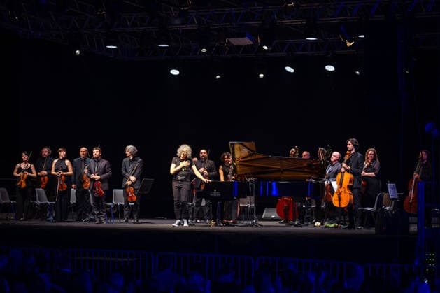 Music Concert - Giovanni Allevi - Piani e Archi - Summer 2026 Giovanni Allevi performs live with the strings of the Orchestra Sinfonica Italiana during Giovanni Allevi - Piani e Archi - Summer 2026, Music Concert in Bollate (Milan), Italy, July 03 2026 Bollate (Milan) Villa Arconati Festival Italy Copyright: xGiuseppexSpinozzix xLiveMediax LPM_2548365