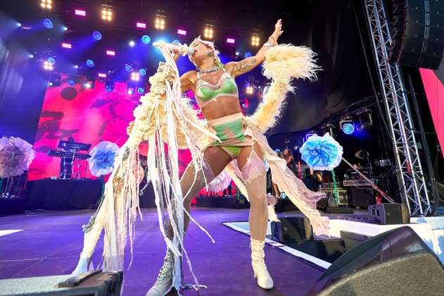 Rita Ora live bei der Eröffnung vom Sommerfestival 2026 in der Autostadt. Wolfsburg, 03.07.2026 *** Rita Ora performs live at the opening of the 2026 Summer Festival at Autostadt Wolfsburg, July 3, 2026 Foto:xU.xStammx xFuturexImagex ora_6722