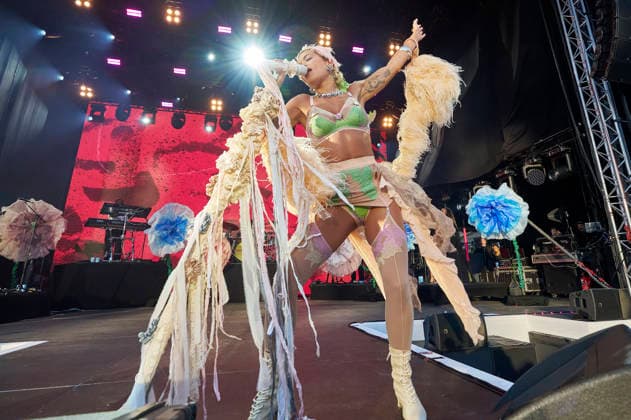 Rita Ora live bei der Eröffnung vom Sommerfestival 2026 in der Autostadt. Wolfsburg, 03.07.2026 *** Rita Ora performs live at the opening of the 2026 Summer Festival at Autostadt Wolfsburg, July 3, 2026 Foto:xU.xStammx xFuturexImagex ora_6723