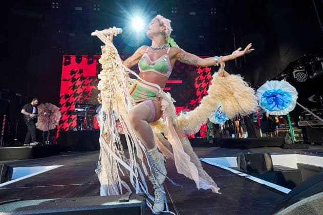 Rita Ora live bei der Eröffnung vom Sommerfestival 2026 in der Autostadt. Wolfsburg, 03.07.2026 *** Rita Ora performs live at the opening of the 2026 Summer Festival at Autostadt Wolfsburg, July 3, 2026 Foto:xU.xStammx xFuturexImagex ora_6724