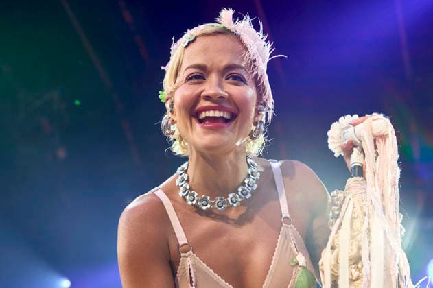 Rita Ora live bei der Eröffnung vom Sommerfestival 2026 in der Autostadt. Wolfsburg, 03.07.2026 *** Rita Ora performs live at the opening of the 2026 Summer Festival at Autostadt Wolfsburg, July 3, 2026 Foto:xU.xStammx xFuturexImagex ora_6762