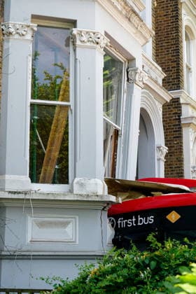 London bus crashed into a property. St Quintin Avenue, London. 3rd July 2026 The scene in Notting Hill, West London, after a bus crashed into a property on St Quintin Avenue., Credit:Aldo Ciarrocchi Avalon UK, London  Copyright: xAldoxCiarrocchix xAvalonx 1114227512