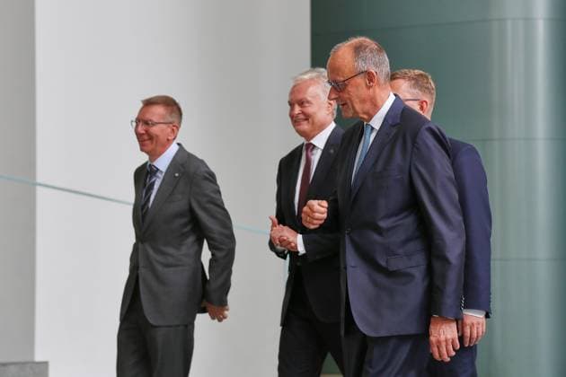 Berlin, Deutschland, 03.07.2026: Bundeskanzleramt: Empfang der Staats- und Regierungschefs der drei baltischen Länder Lettland, Estland und Litauen: Estlands Ministerpräsident Kristen Michal, Litauens Staatspräsident Gitanas Nauseda, Bundeskanzler Friedrich Merz (CDU), Lettlands Präsident Edgars Rinkevics *** Berlin, Germany, July 3, 2026, Federal Chancellery: Reception for the heads of state and government of the three Baltic countries—Latvia, Estonia, and Lithuania—Estonian Prime Minister Kristen Michal, Lithuanian President Gitanas Nauseda, Federal Chancellor Friedrich Merz (CDU), and Latvian President Edgars Rinkevics Copyright: xdtsxNachrichtenagenturx dts_126166