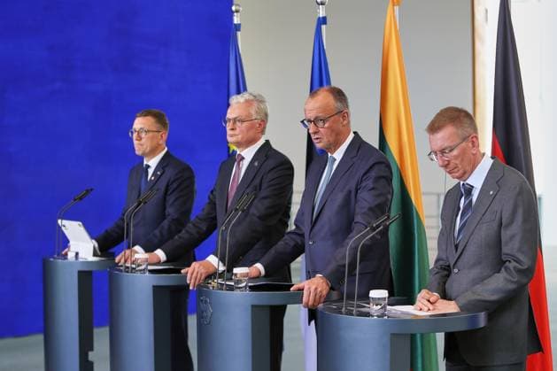 Berlin, Deutschland, 03.07.2026: Bundeskanzleramt: Empfang der Staats- und Regierungschefs der drei baltischen Länder Lettland, Estland und Litauen: Estlands Ministerpräsident Kristen Michal, Litauens Staatspräsident Gitanas Nauseda, Bundeskanzler Friedrich Merz (CDU), Lettlands Präsident Edgars Rinkevics *** Berlin, Germany, July 3, 2026, Federal Chancellery: Reception for the heads of state and government of the three Baltic countries—Latvia, Estonia, and Lithuania—Estonian Prime Minister Kristen Michal, Lithuanian President Gitanas Nauseda, Federal Chancellor Friedrich Merz (CDU), and Latvian President Edgars Rinkevics Copyright: xdtsxNachrichtenagenturx dts_126173