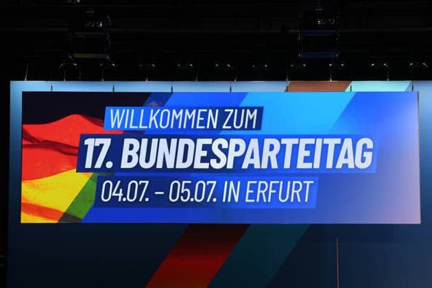 17. Bundesparteitag der Alternative für Deutschland am 04.07.2026 in der Messe Erfurt in Erfurt Eine Anzeigetafel mit der Aufschrift: Willkommen zum 17. Bundesparteitag 04.07. - 05.07. in Erfurt *** 17th Federal Party Convention of Alternative for Germany on July 4, 2026, at the Erfurt Exhibition Center in Erfurt. A sign reading Welcome to the 17th Federal Party Convention, July 4, 2005, in Erfurt. xRx