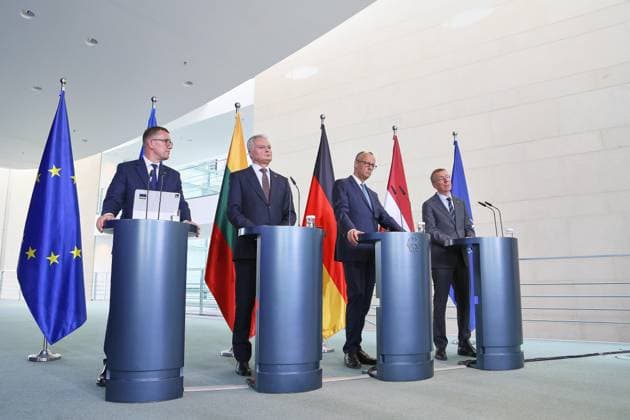 Berlin, Deutschland, 03.07.2026: Bundeskanzleramt: Empfang der Staats- und Regierungschefs der drei baltischen Länder Lettland, Estland und Litauen: Estlands Ministerpräsident Kristen Michal, Litauens Staatspräsident Gitanas Nauseda, Bundeskanzler Friedrich Merz (CDU), Lettlands Präsident Edgars Rinkevics *** Berlin, Germany, July 3, 2026, Federal Chancellery: Reception for the heads of state and government of the three Baltic countries—Latvia, Estonia, and Lithuania—Estonian Prime Minister Kristen Michal, Lithuanian President Gitanas Nauseda, Federal Chancellor Friedrich Merz (CDU), and Latvian President Edgars Rinkevics Copyright: xdtsxNachrichtenagenturx dts_126231