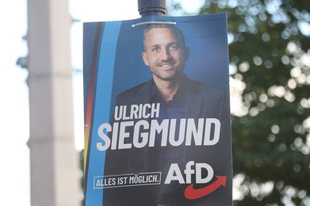 Wahlplakate zur Landtagswahl in Sachsen-Anhalt in Magdeburg. Magdeburg, 02.07.2026. In Magdeburg prägen die Wahlplakate der Parteien das Stadtbild. Die Parteien werben intensiv für die bevorstehende Landtagswahl in Sachsen-Anhalt am 6. September. Wegen einer Sonderregelung der Landeshauptstadt begann die Plakatierung früher als im restlichen Bundesland. *** Election posters for the state election in Saxony-Anhalt in Magdeburg Magdeburg, July 2, 2026 In Magdeburg, the political parties’ campaign posters dominate the cityscape. The parties are campaigning intensively for the upcoming state election in Saxony-Anhalt on September 6. Due to a special regulation in the state capital, the posting of posters began earlier than in the rest o Copyright: xAgenturxMatthiasxWehnertx xM.xGränzdörferx