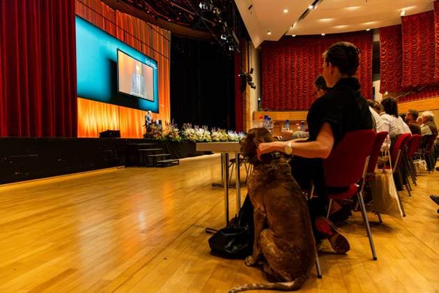 04.07.2026, GER, News Politik Aktuelles Veranstaltung, Mario Voigt beuscht den Bundesjägertag 2026 Jagd hat Zukunft - wenn Politik entschlossen handelt Mario Voigt beuscht den Bundesjägertag 2026 Jagd hat Zukunft - wenn Politik entschlossen handelt. Vor rund 400 Gästen übernahm die Moderation Marie Hofmann und stellte unter anderen Andre Knapp (CDU, Bürgermeister Suhl), PSt Christoph de Vries, MdB Bundesminister Aois Rainer , Präsident DJV Helmut Dammann-Tamke sowie die Präsidenten innen der Landesjägerverbände vor. Neben einigen Grussworten und einer Talkrunde gemeinsam mit Mario Voigt gab es auch von Friedrich Merz (Bundeskanzler) eine Videobotschaft. 98527 Suhl Congress Centrum Suhl CCS Thüringen Deutschland *