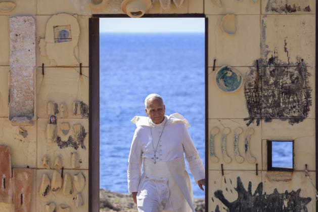 Pope Leo XIV visits the Southern Italian island of Lampedusa LAMPEDUSA, ITALY, JULY 04: Pope Leo XIV walks through the Gateway of Europe memorial monument dedicated to migrants who died or went missing at sea during his visit to Lampedusa, Italy, on July 04, 2026. Riccardo De Luca Anadolu Lampedusa Italy. Editorial use only. Please get in touch for any other usage.  Copyright: x2026xAnadoluxRiccardoxDexLucax
