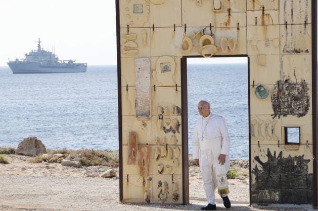 Pope Leo XIV visits the Southern Italian island of Lampedusa LAMPEDUSA, ITALY, JULY 04: Pope Leo XIV visits the Gateway of Europe memorial monument dedicated to migrants who died or went missing at sea, in Lampedusa, Italy, on July 04, 2026. Riccardo De Luca Anadolu Lampedusa Italy. Editorial use only. Please get in touch for any other usage.  Copyright: x2026xAnadoluxRiccardoxDexLucax