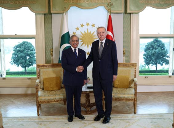 Recep Tayyip Erdogan - Shehbaz Sharif meeting in Istanbul ISTANBUL, TURKIYE - JULY 04: (----EDITORIAL USE ONLY MANDATORY CREDIT - TURKISH PRESIDENCY HANDOUT - NO MARKETING NO ADVERTISING CAMPAIGNS - DISTRIBUTED AS A SERVICE TO CLIENTS----) Turkish President Recep Tayyip Erdogan meets with Pakistani Prime Minister Shehbaz Sharif in Istanbul, Turkiye on July 04, 2026. Turkish Presidency Handout Anadolu Istanbul Turkey. Editorial use only. Please get in touch for any other usage.  Copyright: x2026xAnadoluxTurkishxPresidencyx xHandoutx