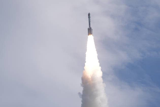 (260704) -- TAIYUAN, July 4, 2026 -- A modified Long March-6 carrier rocket carrying a new satellite group blasts off from the Taiyuan Satellite Launch Center in north China s Shanxi Province on July 4, 2026. The satellite group was launched at 5:30 p.m. (Beijing Time) aboard a modified Long March-6 carrier rocket and entered its preset orbit successfully. It will form part of the Spacesail Constellation, a mega commercial Chinese low-orbit satellite network. (Photo by Xinhua) (EyesOnSci) CHINA-TAIYUAN-SATELLITE GROUP-LAUNCH (CN) LixTiantian 