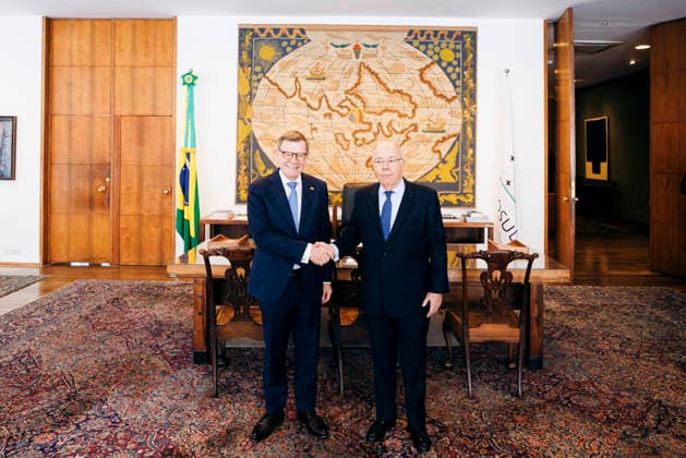 Johann Wadephul (CDU), Bundesaussenminister, trifft Mauro Vieira, Aussenminister der Foederativen Republik Brasilien zu einem Gespraech in Brasilia, 03.07.2026. Fotografiert im Auftrag des Auswaertigen Amtes (AA) Brasilia Brasilien *** Johann Wadephul (CDU), Federal Minister of Foreign Affairs, meets with Mauro Vieira, Minister of Foreign Affairs of the Federative Republic of Brazil, for talks in Brasília on July 3, 2026. Photographed on behalf of the Federal Foreign Office (AA) in Brasília, Brazil. Copyright: xFelixxZahnx