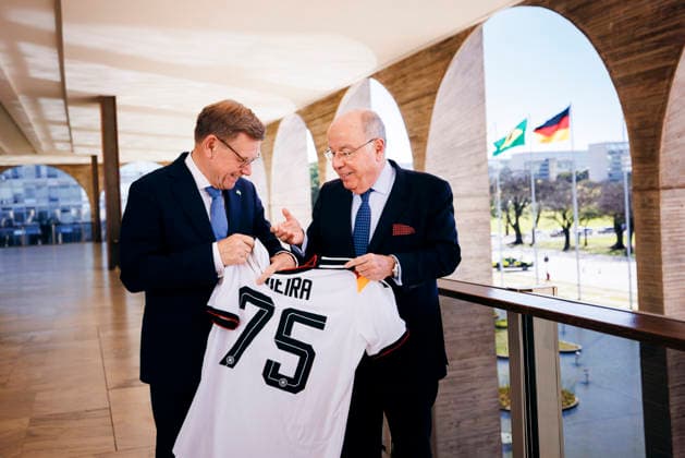 Johann Wadephul (CDU), Bundesaussenminister, trifft Mauro Vieira, Aussenminister der Foederativen Republik Brasilien zu einem Gespraech in Brasilia, 03.07.2026. Fotografiert im Auftrag des Auswaertigen Amtes (AA) Brasilia Brasilien *** Johann Wadephul (CDU), Federal Minister of Foreign Affairs, meets with Mauro Vieira, Minister of Foreign Affairs of the Federative Republic of Brazil, for talks in Brasília on July 3, 2026. Photographed on behalf of the Federal Foreign Office (AA) in Brasília, Brazil. Copyright: xFelixxZahnx