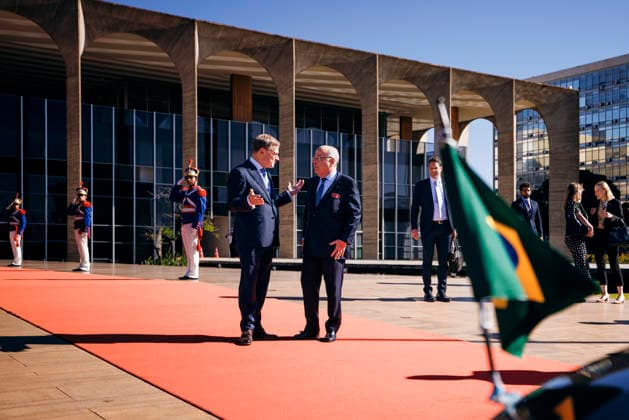 Johann Wadephul (CDU), Bundesaussenminister, trifft Mauro Vieira, Aussenminister der Foederativen Republik Brasilien zu einem Gespraech in Brasilia, 03.07.2026. Fotografiert im Auftrag des Auswaertigen Amtes (AA) Brasilia Brasilien *** Johann Wadephul (CDU), Federal Minister of Foreign Affairs, meets with Mauro Vieira, Minister of Foreign Affairs of the Federative Republic of Brazil, for talks in Brasília on July 3, 2026. Photographed on behalf of the Federal Foreign Office (AA) in Brasília, Brazil. Copyright: xFelixxZahnx