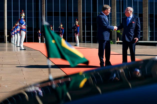 Johann Wadephul (CDU), Bundesaussenminister, trifft Mauro Vieira, Aussenminister der Foederativen Republik Brasilien zu einem Gespraech in Brasilia, 03.07.2026. Fotografiert im Auftrag des Auswaertigen Amtes (AA) Brasilia Brasilien *** Johann Wadephul (CDU), Federal Minister of Foreign Affairs, meets with Mauro Vieira, Minister of Foreign Affairs of the Federative Republic of Brazil, for talks in Brasília on July 3, 2026. Photographed on behalf of the Federal Foreign Office (AA) in Brasília, Brazil. Copyright: xFelixxZahnx